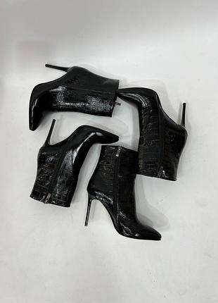 Ботильоны из итальянской кожи и замши женские на каблуке булавки