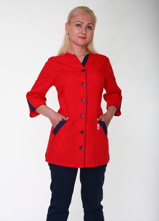 Модний жіночий медичний костюм червоного кольору з класичними брюками 42-60