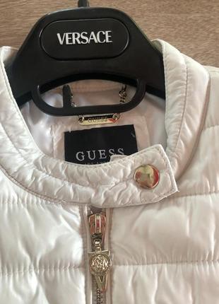 Курточка guess ( оригинал)6 фото