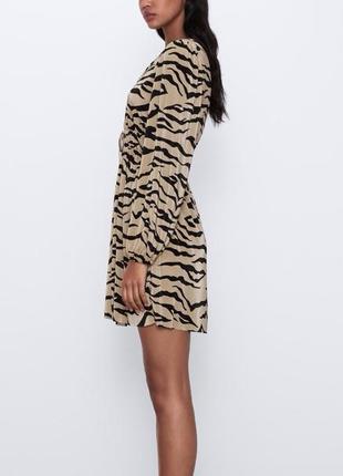 Платье из плиссировка на длинный рукав zara s/36 принт леопард, зебра3 фото