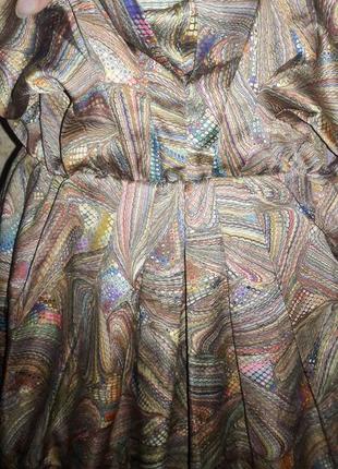 Оригинальное платье ручной работы из шелковистой ткани5 фото