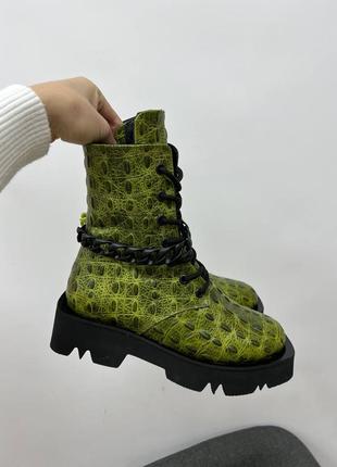 Ботинки премиум  модель кожа змея  салатовые