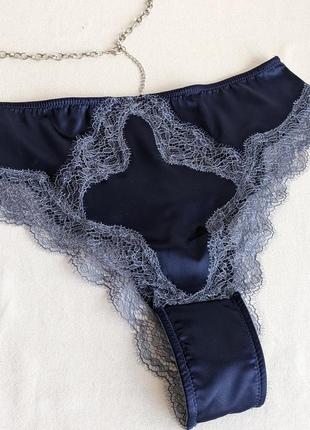 Трусики стрінги з високою талією