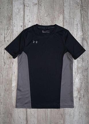 Футболка under armour