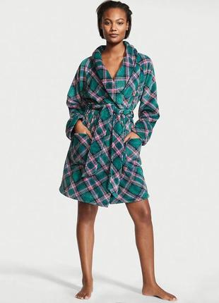 Короткий теплий халат р. xs-s victoria's secret short cozy robe