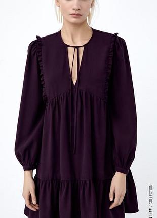 Трендовое мини платье baby doll от zara с пышными рукавами и рюшами ярусное стильна сукня міні зара ярусне плаття пишне3 фото