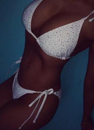 Купальник белый раздельный шторки, без поролона с камнями - 42-44размер, бюст 84-90см, бедра до 90см