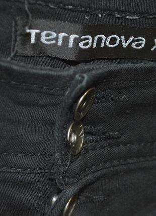 Черные джинсы на пуговицах terranova4 фото
