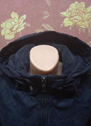 Теплющая фирменная женская куртка ,размер s2 фото