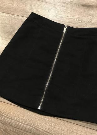 Женская короткая мини юбка юбочка чёрная на молнии молния спереди замшевая