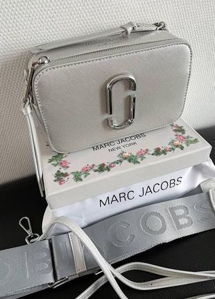 Marc jacobs silver premium премиальная женская сумка марк якобс серебристая9 фото