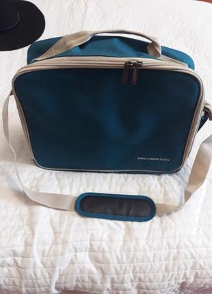 Фірмова сумочка для матусь фірми hirslanden baby.1 фото