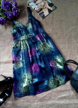 Шикарное нарядное платье миди.