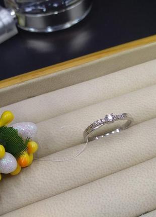 Срібна ніжна класична каблучка перстень плетіння з фіанітом 925 розмір 18,5