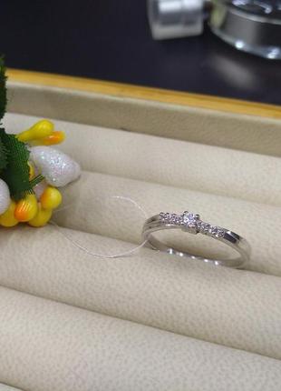 Серебряная нежная классическая кольца плетения с фианитом 925 размер 18,53 фото