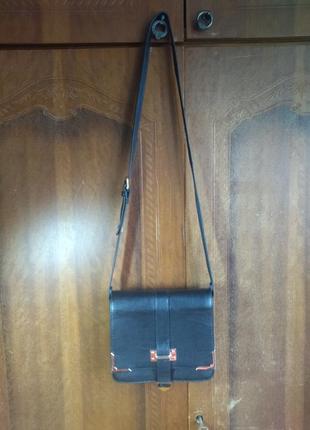 Стильная сумка, маленькая черная на длинном ремне через плечо клатч2 фото
