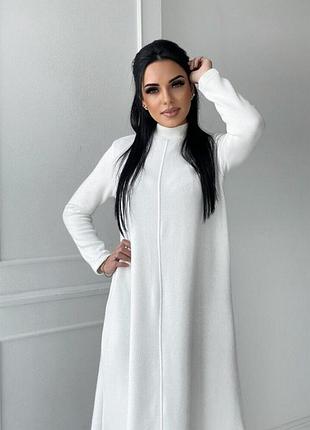 Стильное теплое серое свободное  ангоровое платье гольф макси трапецией4 фото