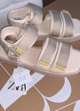 Zara нові дитячі сандалії на липучках5 фото