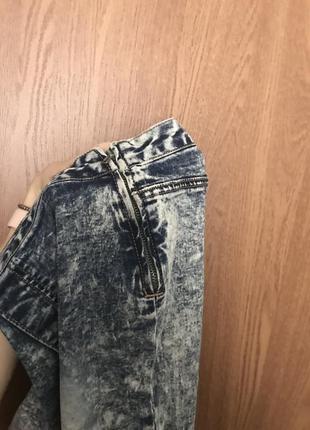 Облегающие джинсы2 фото