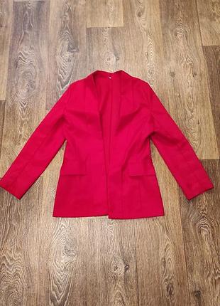 Яркий пиджак