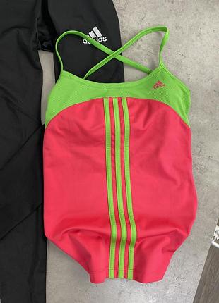 Малиново - салатовий топ adidas