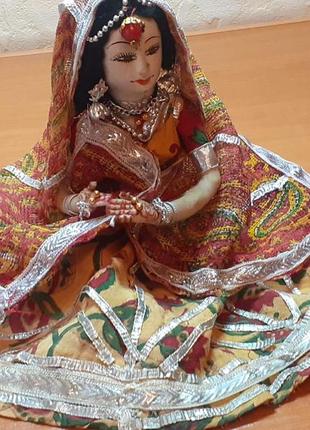 Старинная кукла ручной работы в индийском национальном костюме2 фото