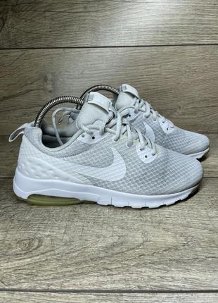 Оригінальні кросівки nike air max motion 40.5 розмір 26 см2 фото