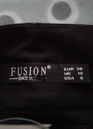 Черная юбка на широком поясе с драпировкой на подкладке fusion турция7 фото