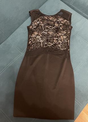 Сукня з мереживом