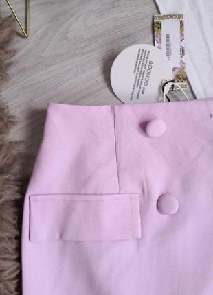 Розовая лавандовая юбочка на запах с пуговицами3 фото