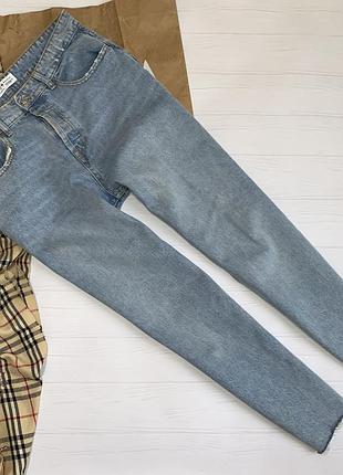 Женские джинсы прямого кроя от denimco