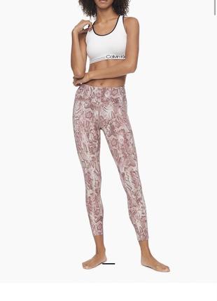 Лосини Calvin Klein Jeans Trui met ronde hals en logo op de borst