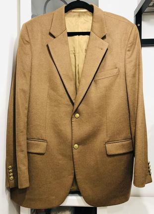 Великолепный пиджак 100% кашемир италия1 фото