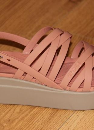 Женские босоножки shoes crocs brooklyn strappy w8, w9 крокс новые5 фото