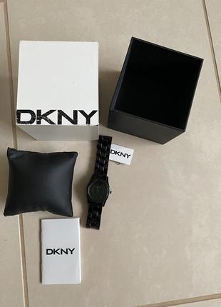 Часы кварц swarovski/ оригинал dkny5 фото