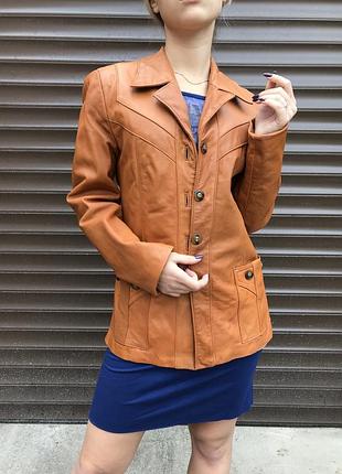Кожаный пиджак-куртка