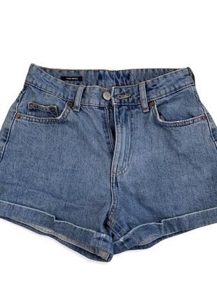 Джинсовые шорты
