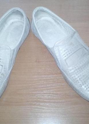 Бежеві мокасини, шкіра, 40 розмір