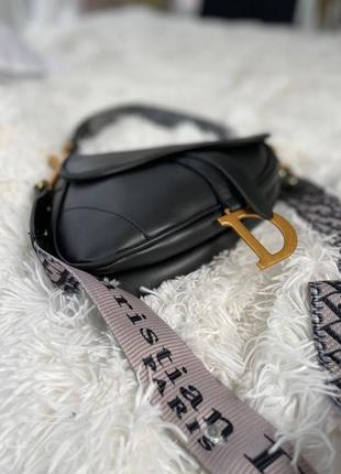Брендовая шикарная черная сумочка с ремешком известный бренд жіноча модна трендова сумка saddle5 фото