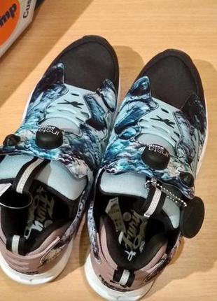 reebok insta pump moon landing