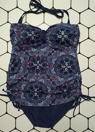 Очень красивый купальник утяжка)))размер 44