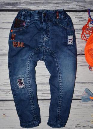 18 месяцев 80 - 86 см фирменные джинсы скины для моднявок узкачи утеплены с нашивками3 фото