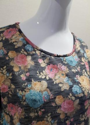 Красивая трикотажная блуза в цветы vero moda4 фото
