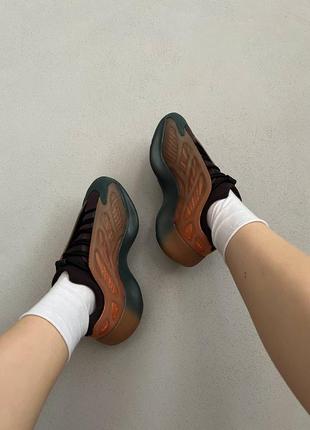 Yeezy 700 v3 copper fade adidas брендові круті кросівки ізі помаранчеві адідас жіночі трендові кросівки ізі6 фото