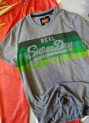 Сіра футболка з принтом