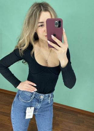 Боди с декольте 🖤