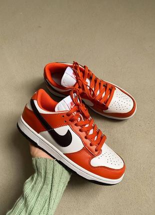 Nike dunk low eclipse bronze крутые оранжевые брендовые кроссовки трендовая модель женские яркие кроссы найк жіночі круті помаранчеві кросівки