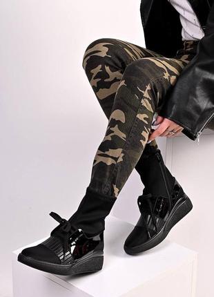 Черные ботинки чулки полуботинки кроссовки хайтопы на высокой подошве.