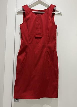 Платье красное новое