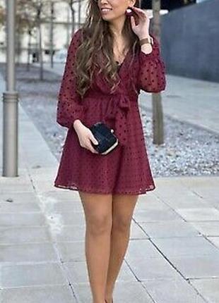 Мини-платье с вышивкой плюметы